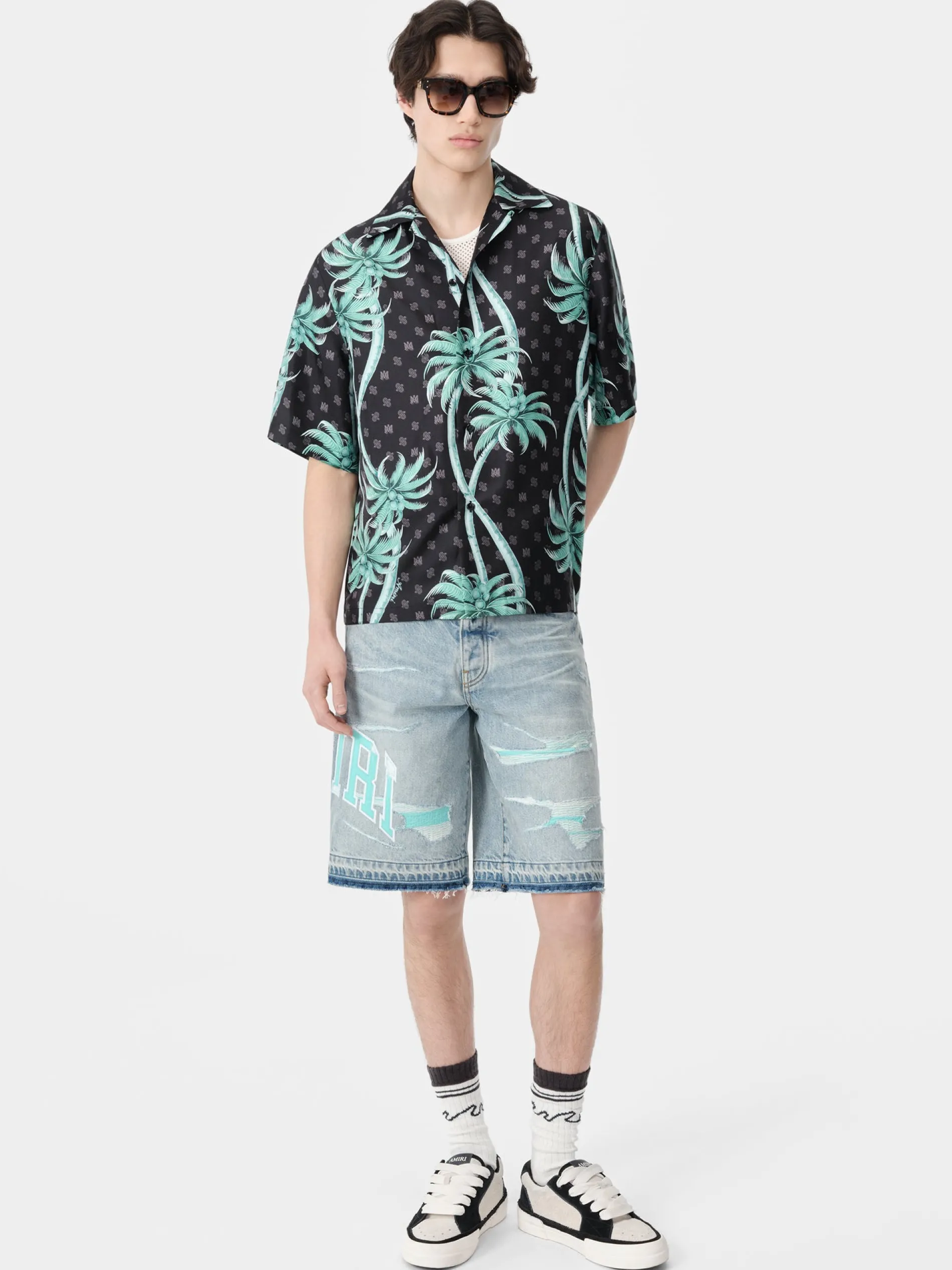 AMIRI Denim<VARSITY LOGO REPAIR SHORT PERFECT INDIGO